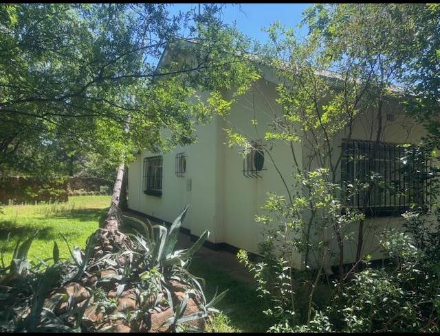 3 BEDROOM HOUSE FOR SALE IN WOLMARANSSTAD